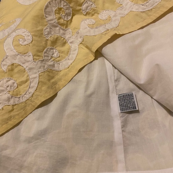 Boden yellow appliquéd skirt 12R, good used condition - Picture 6 of 6